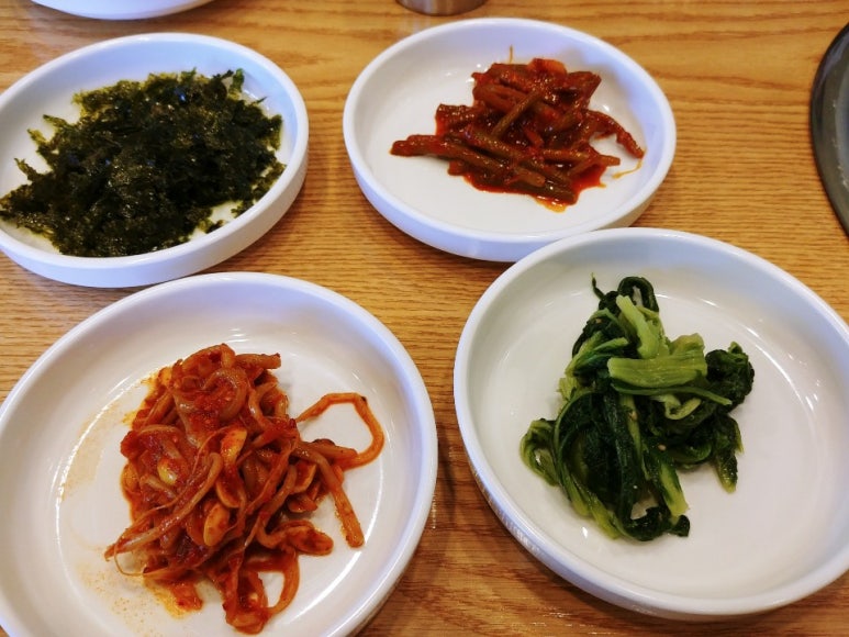 굴다리식육식당 이미지