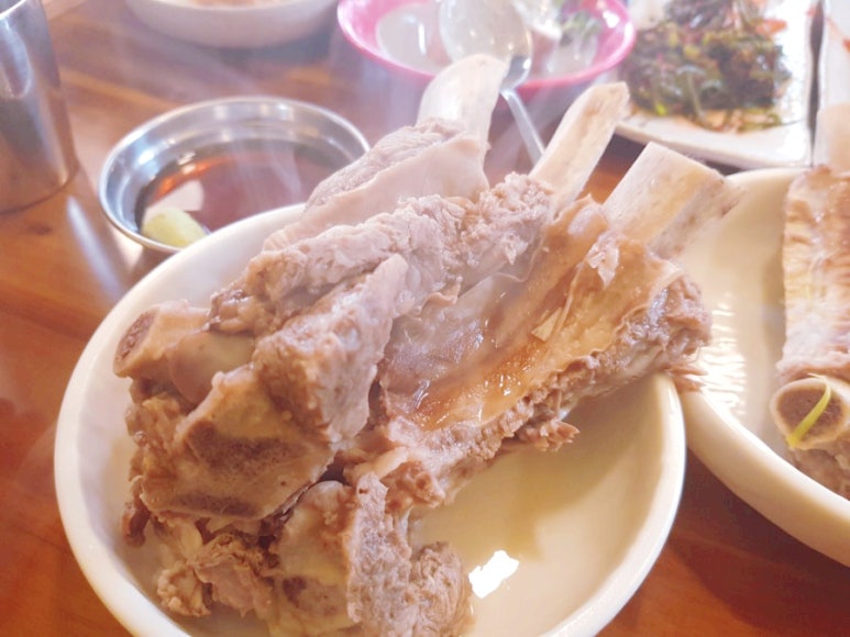 육회한갈비 이미지