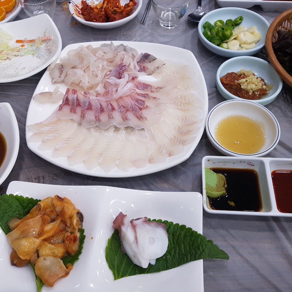 동남회식당 이미지