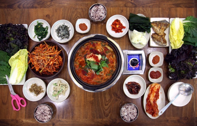 거제멸치쌈밥 이미지