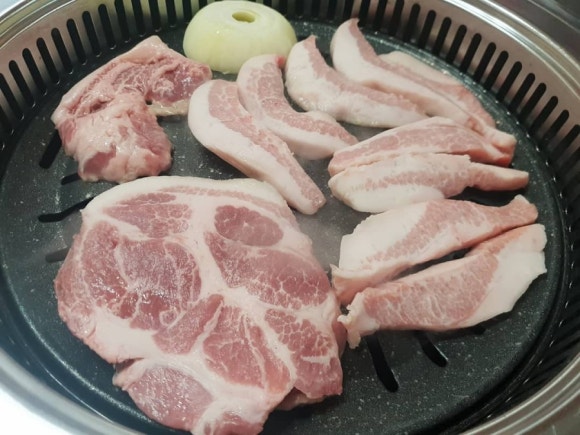 돈먹쇠 이미지