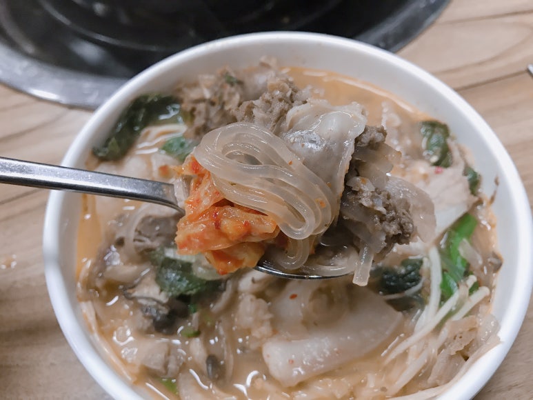 엄나무 순대국 이미지