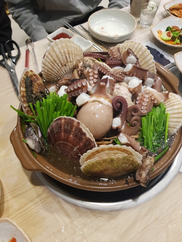 서산능이해신탕 이미지