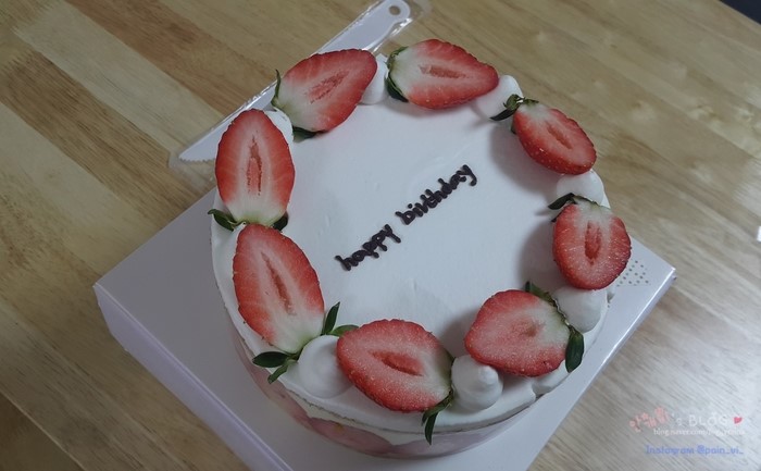 메이비 may_b 이미지