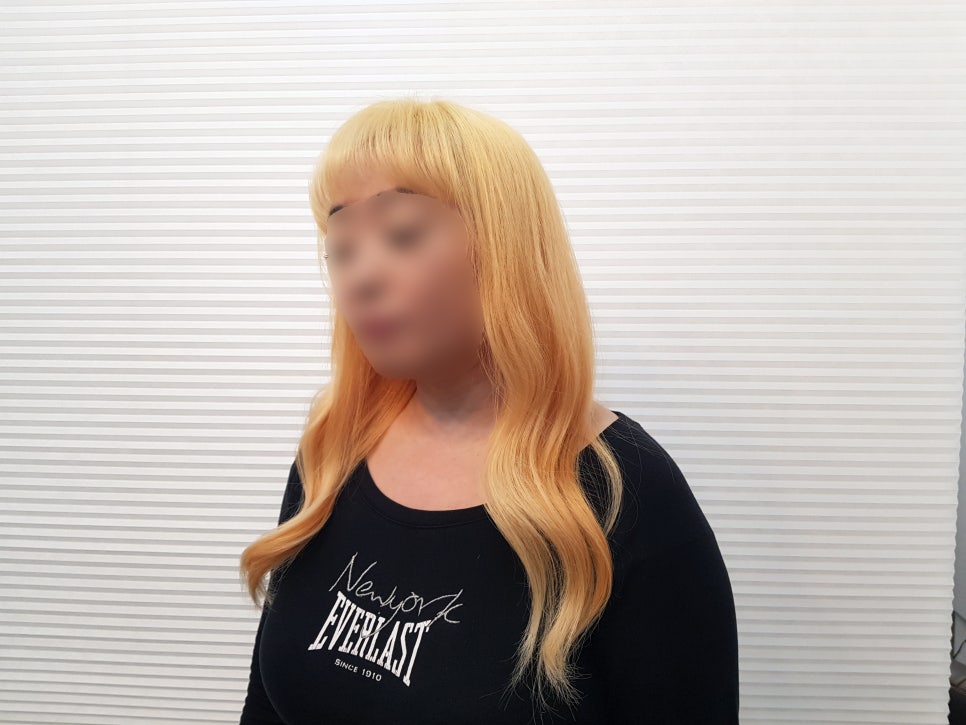금발헤어샵 이미지