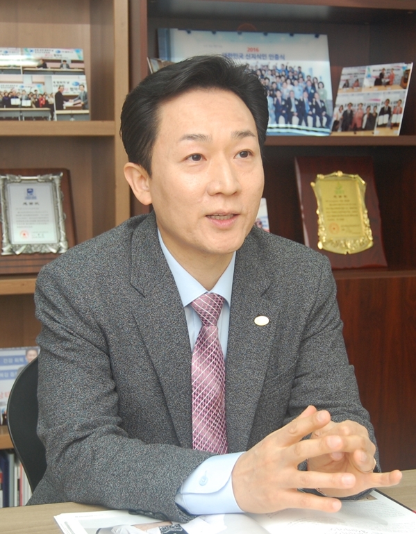 헬피니스 이미지