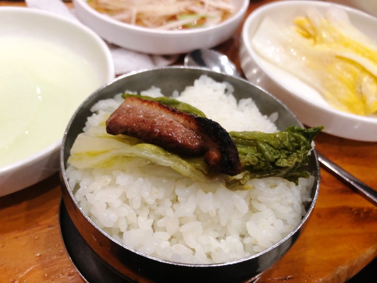 덕앤덕오리굽는마을 이미지