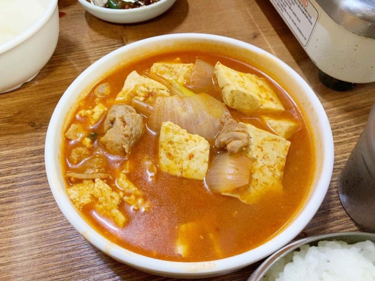원조촌돼지 이미지