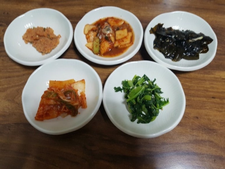명품횟집 이미지