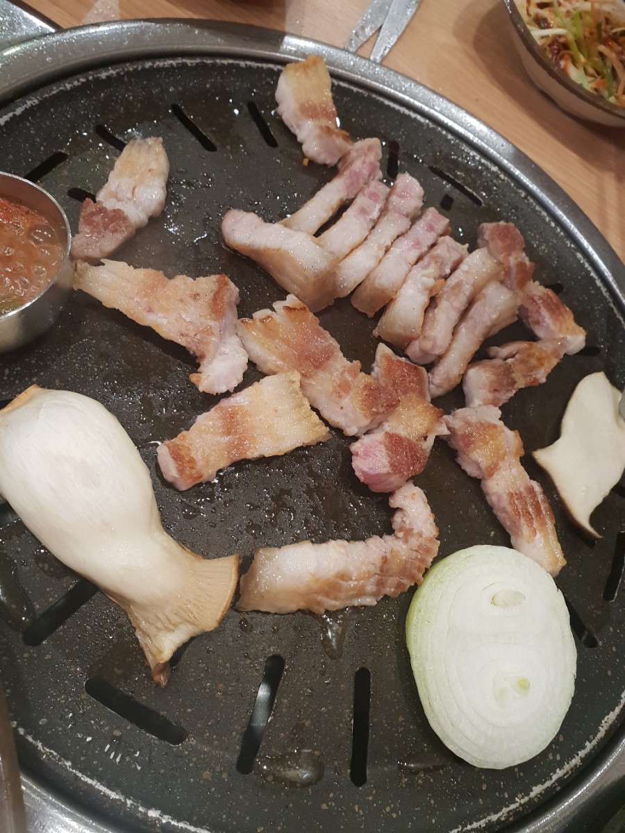 하늘빛창가 이미지