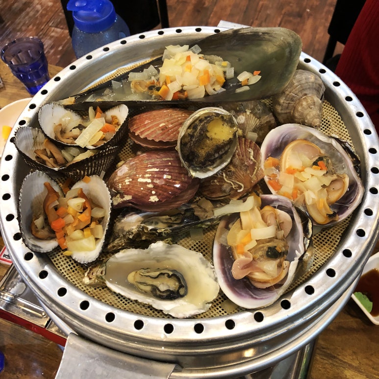 욱이네 밥집 이미지