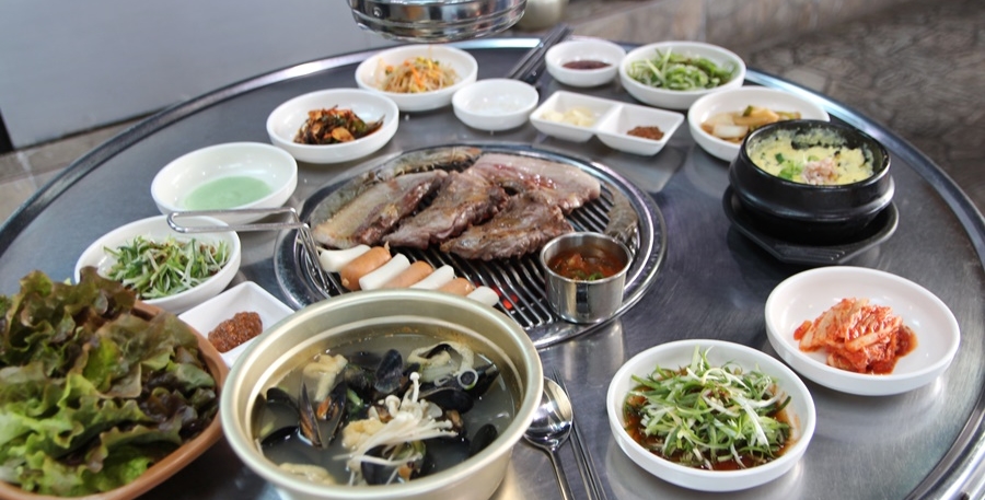 노을빛돼지 이미지