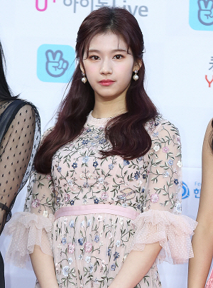 니들앤스레드 이미지