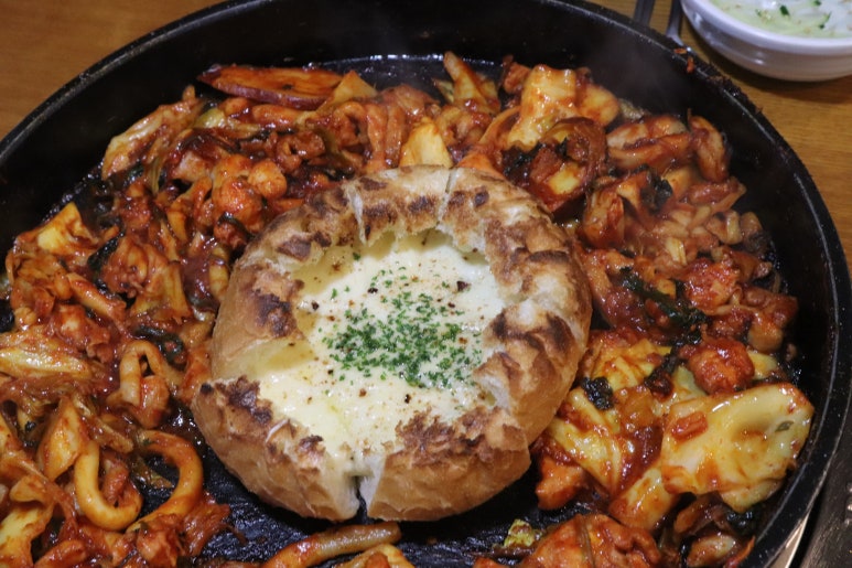 박가부대치즈닭갈비 이미지