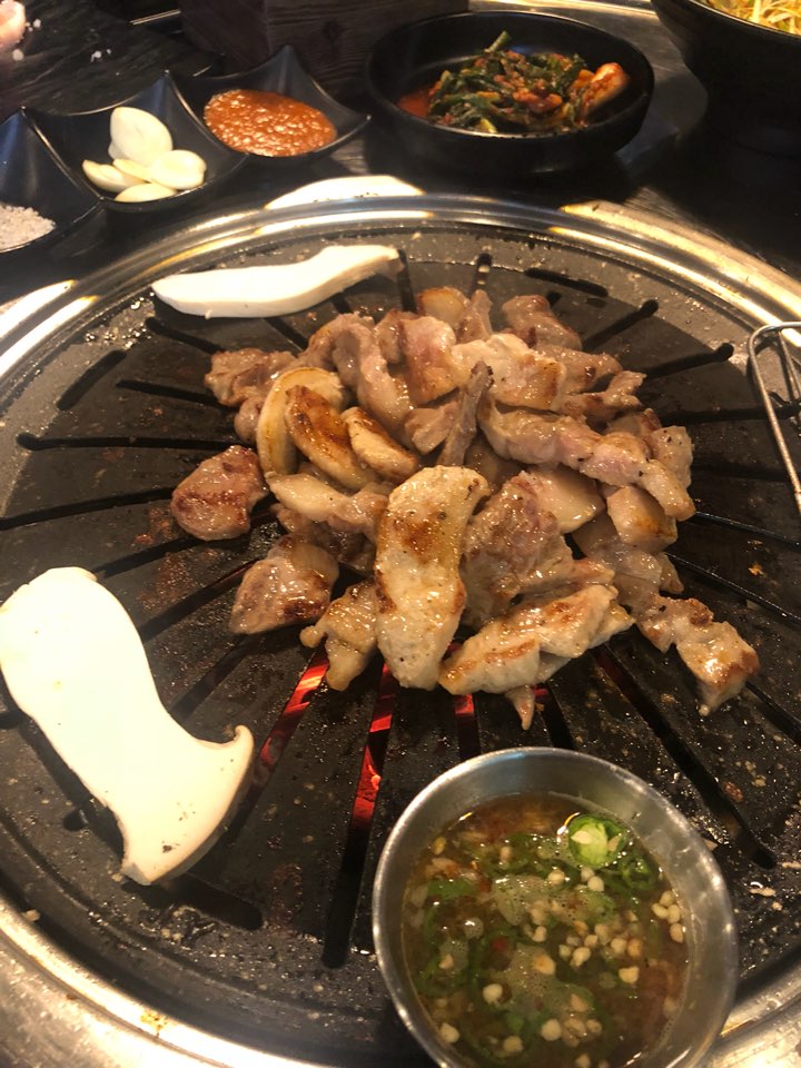 청춘뒷고기 이미지