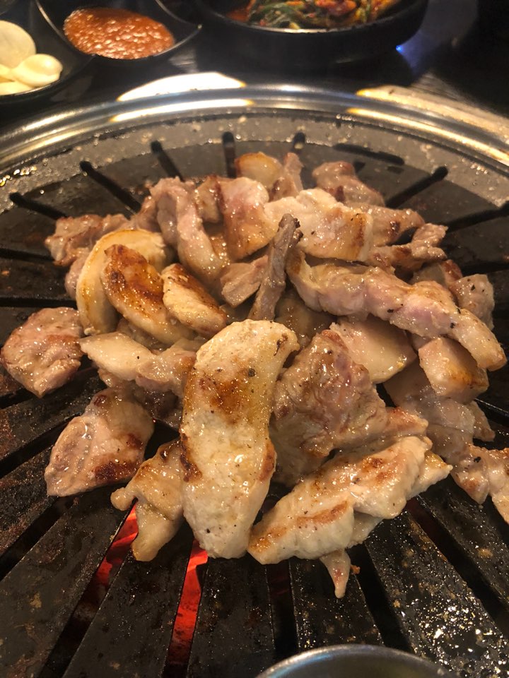 청춘뒷고기 이미지