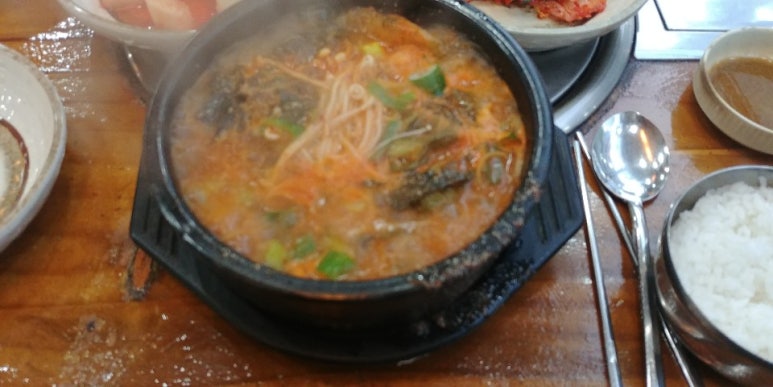 수라간통뼈감자탕 이미지