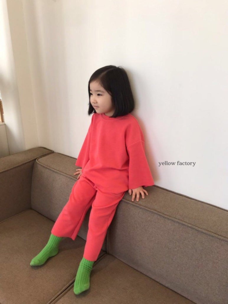 팩토리옐로우 이미지