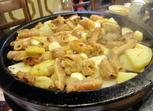 황소곱창구이 이미지