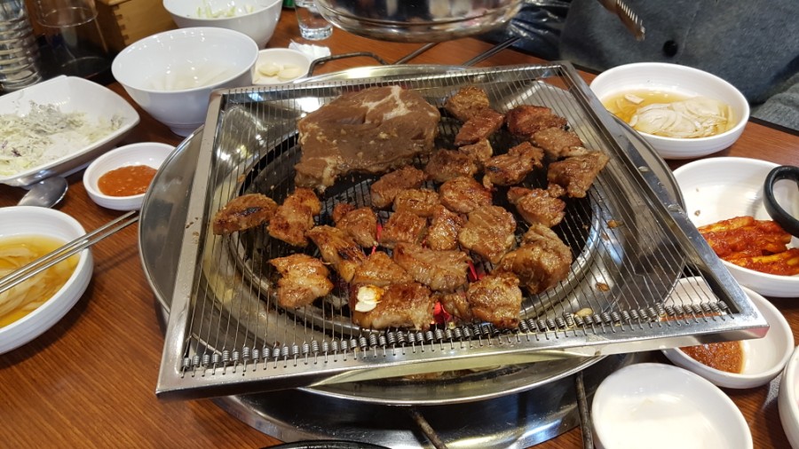 백년뷔페식당 이미지