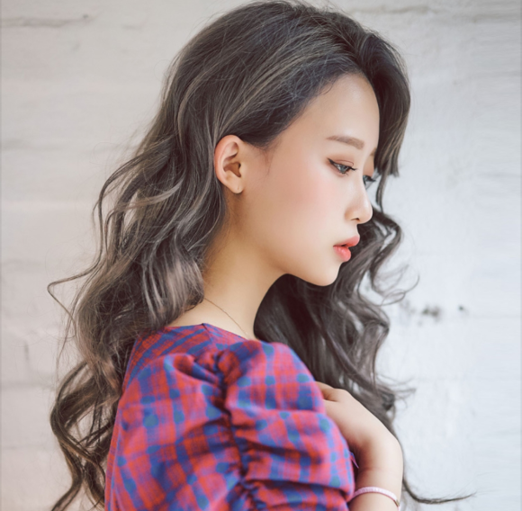 애쉬그레이 이미지