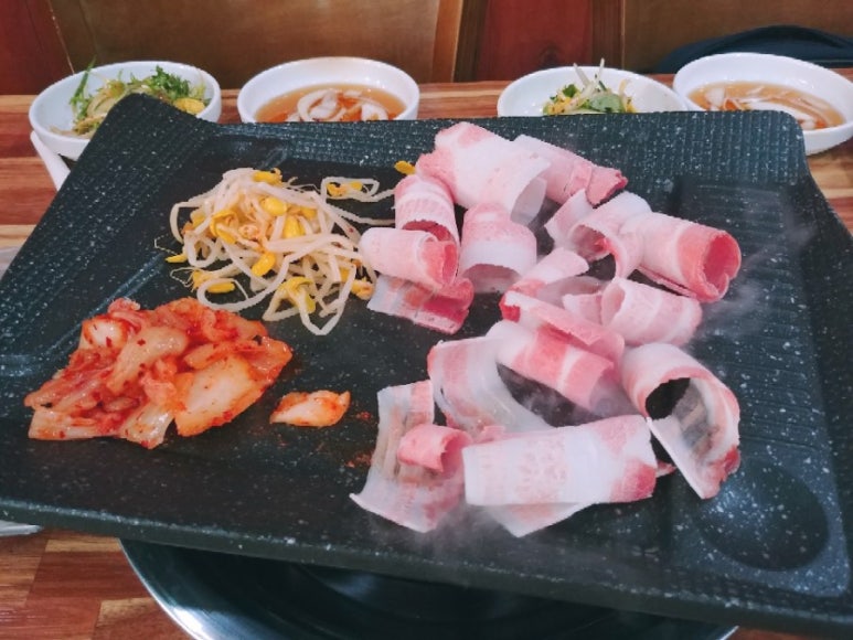 언니네 대패삼겹살 이미지