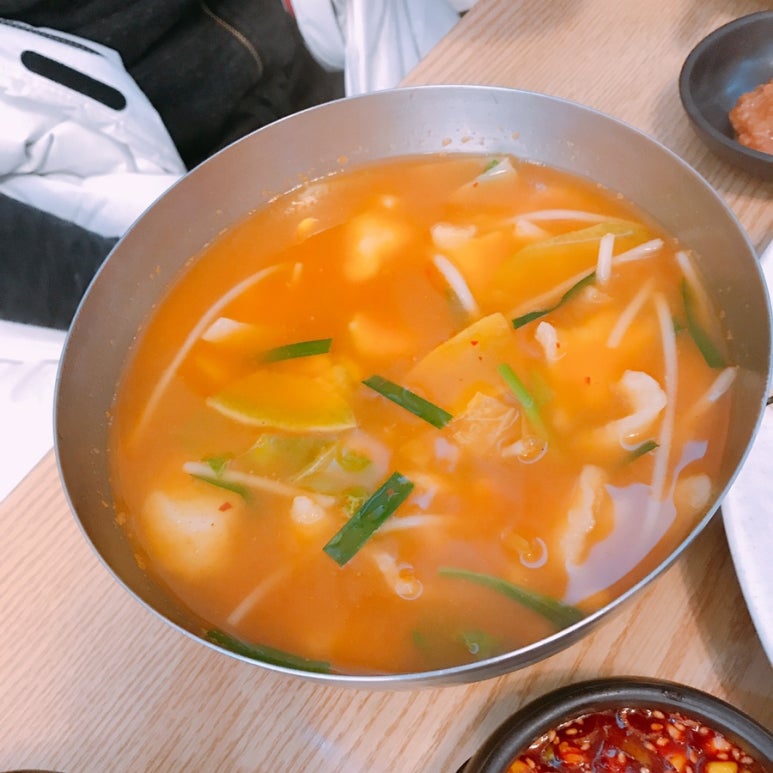 고향손칼국수 이미지