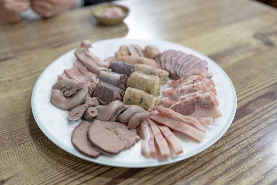 큰시장순대국 이미지