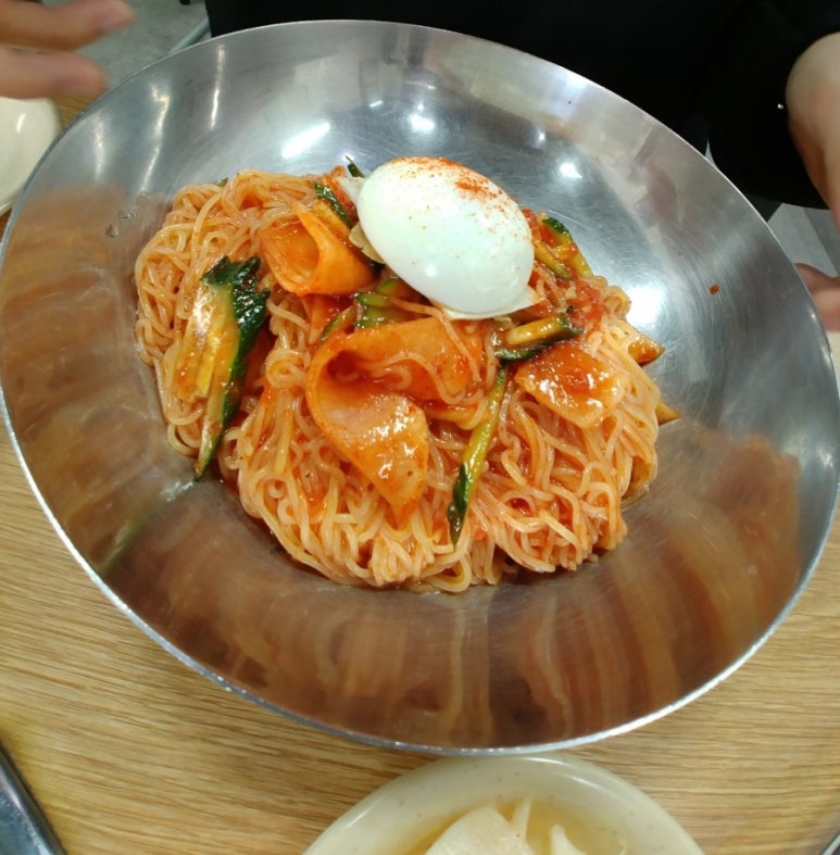 서박사밀면 이미지