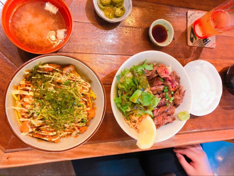 코메코메식당 이미지
