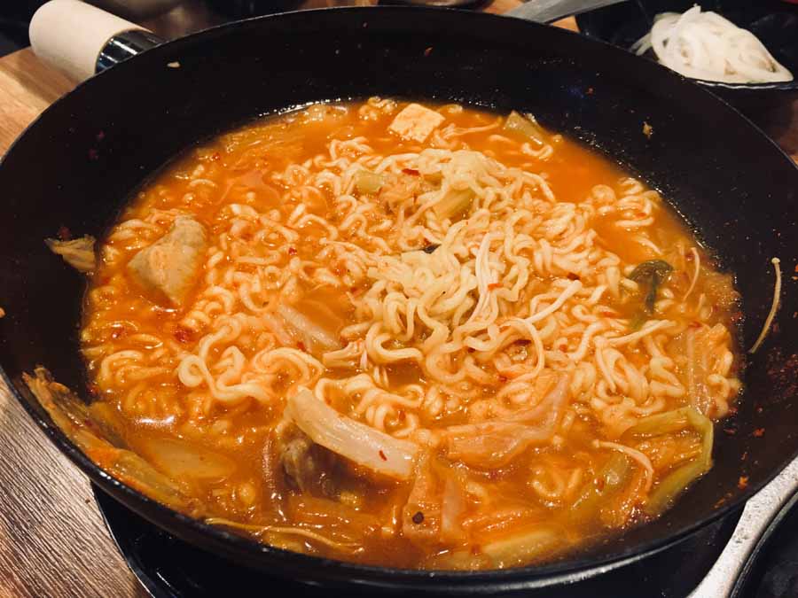 육본심 이미지