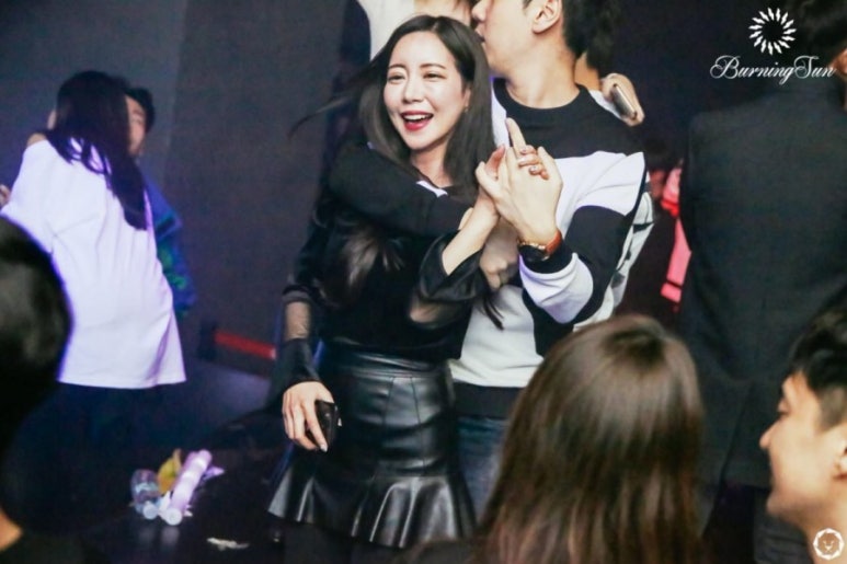 더썬클럽 이미지