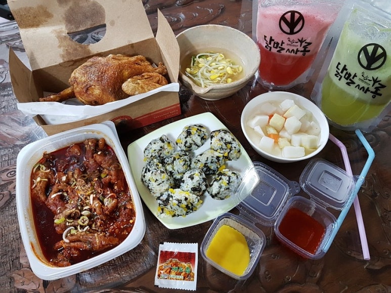 닭발싸롱 이미지