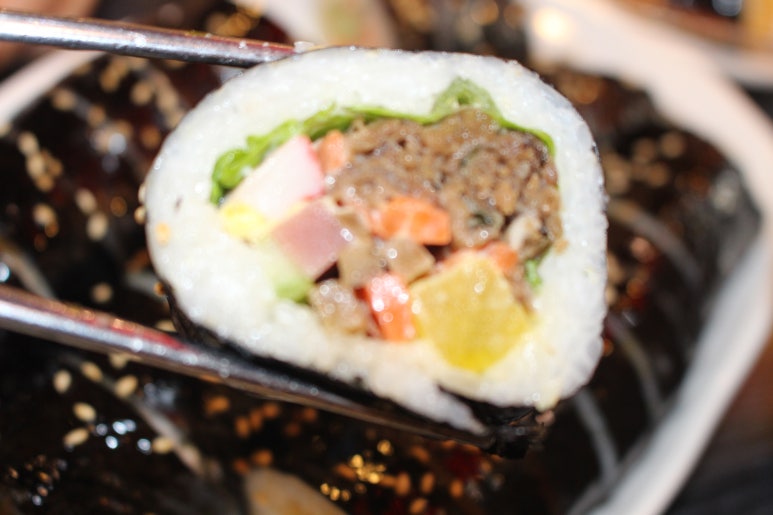 뚱뚱이김밥 이미지