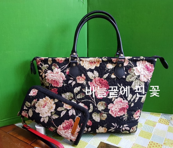 싹난지팡이 이미지