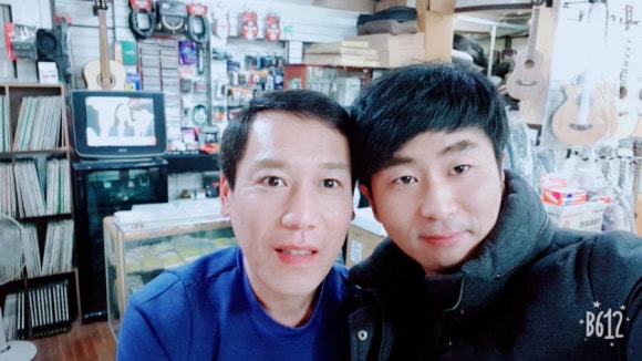 홍명악기점 이미지
