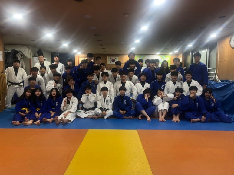 이흥덕유도체육관 이미지