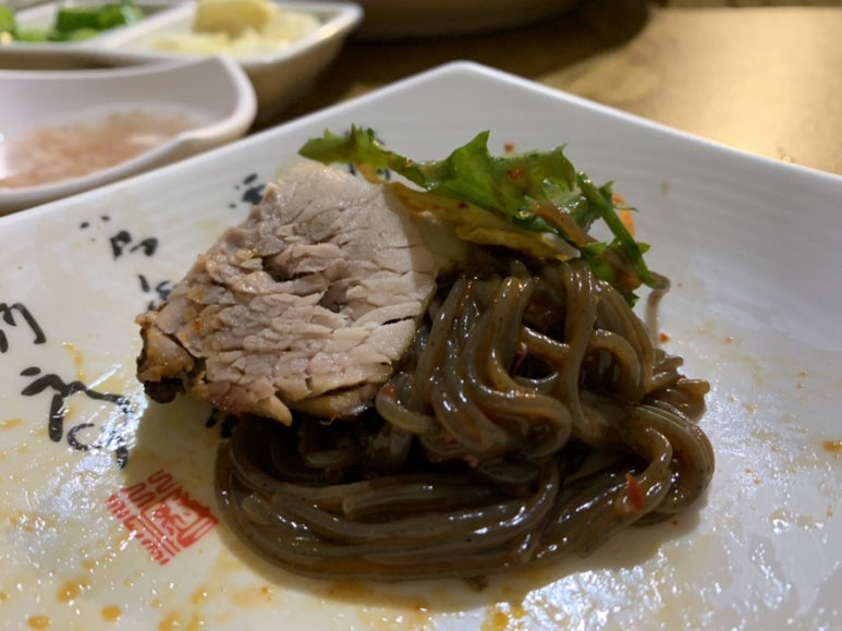 향우한방족발 이미지
