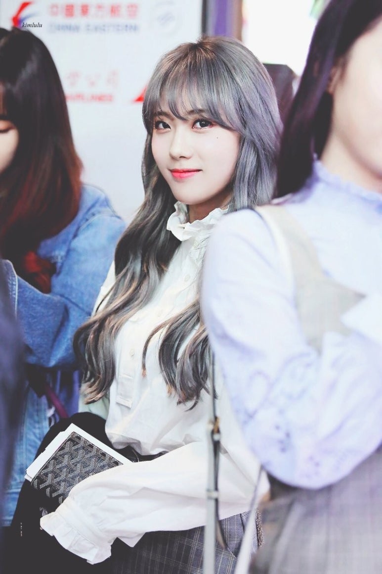 애쉬그레이 이미지