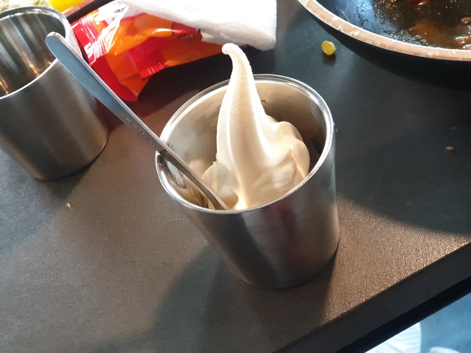 돼지네부대찌개 이미지