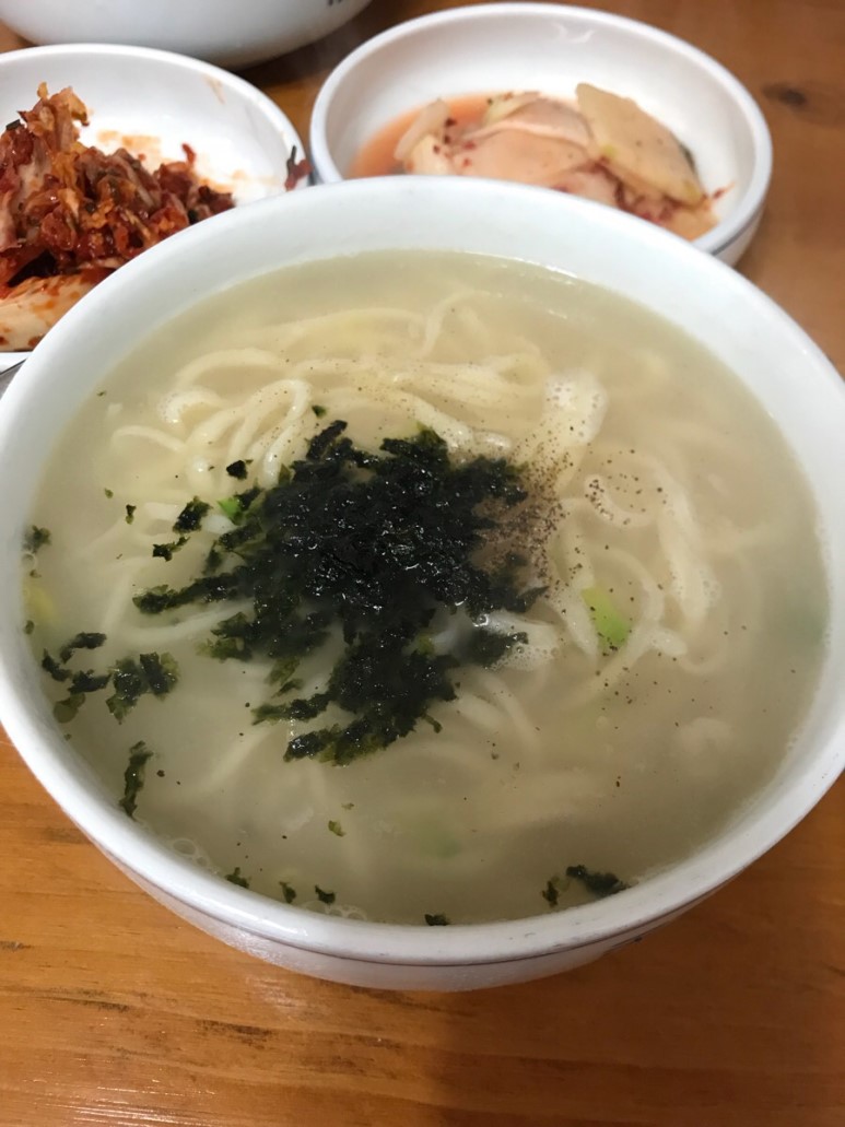손칼국수 이미지