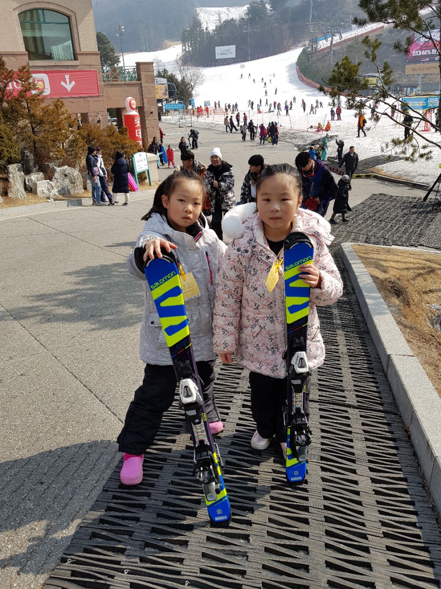 오크밸리렌탈샵강윤정 이미지