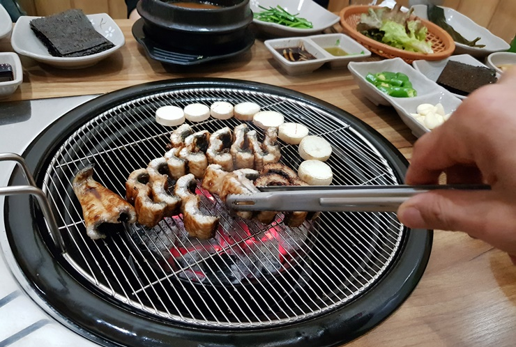 봉화산숯불풍천장어 이미지