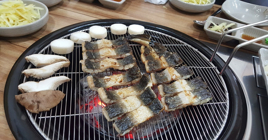 봉화산숯불풍천장어 이미지