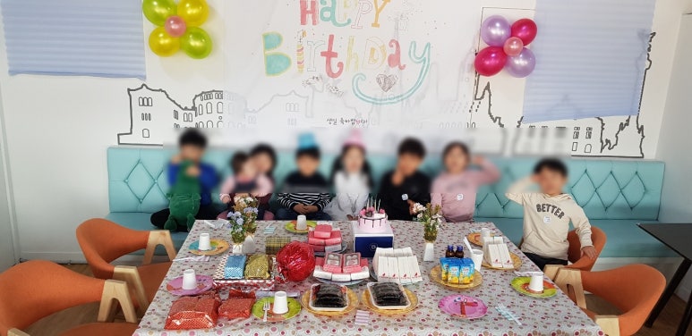 삐에로키즈카페 이미지