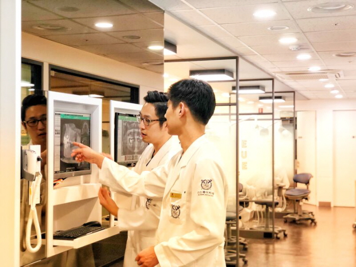 서울더좋은치과의원 이미지