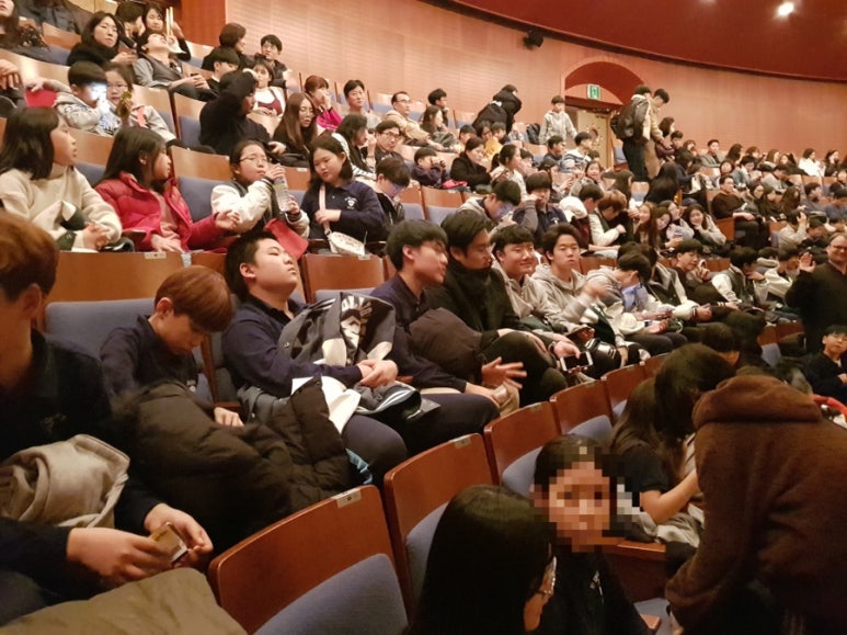 아이비컬리지에잇스쿨 이미지