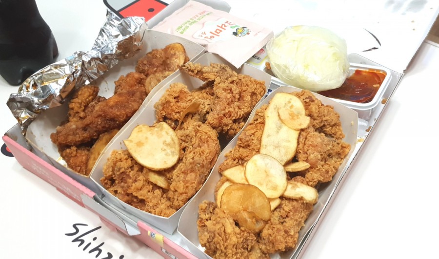 네네치킨야음2점 이미지