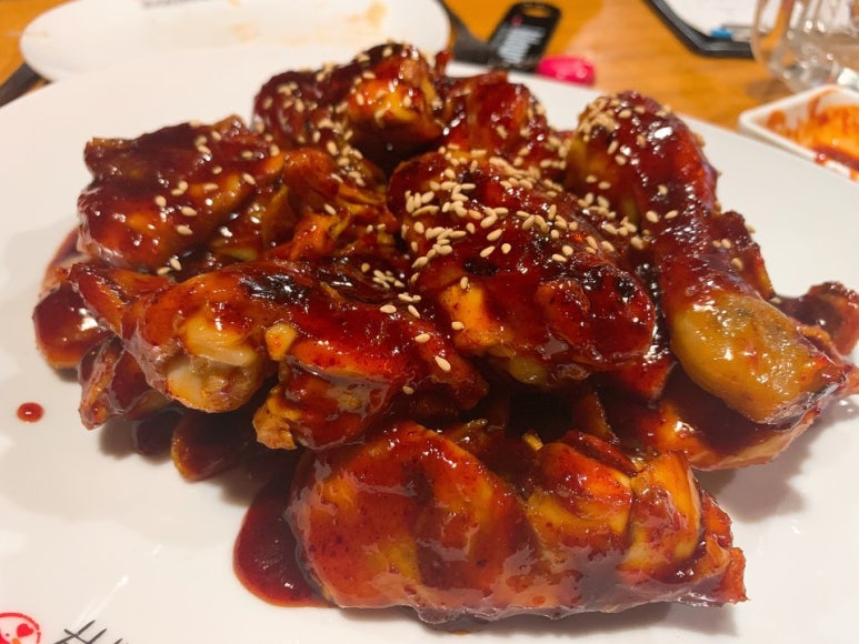 코리안숯불닭바베큐 이미지