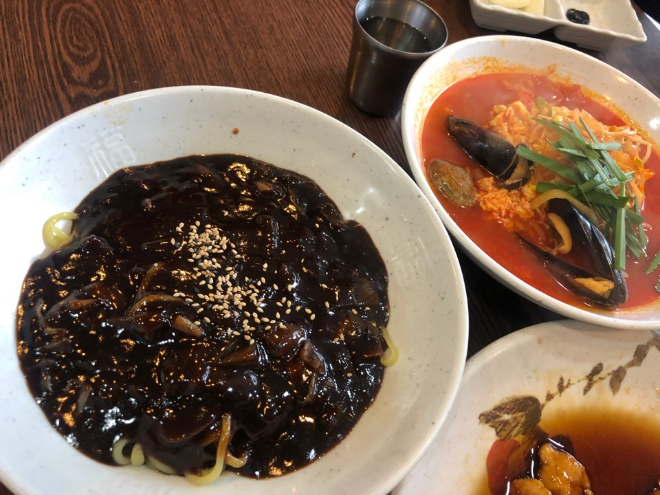 황제쟁반짜장거북성 이미지